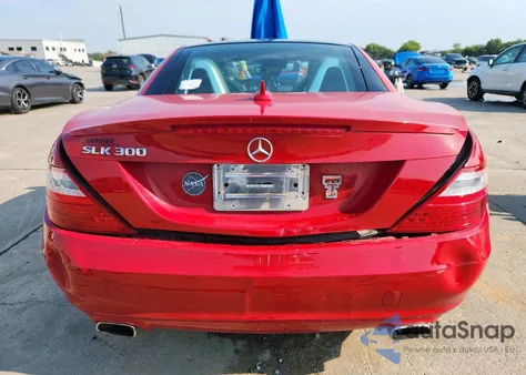 2016 Mercedes-Benz Slk 300 из США, поврежденный, VIN WDDPK3JA0GF124025